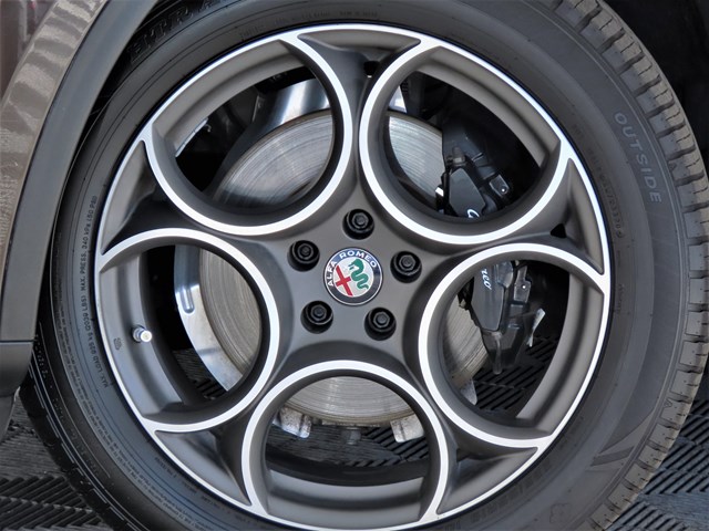 2018 Alfa Romeo Stelvio 