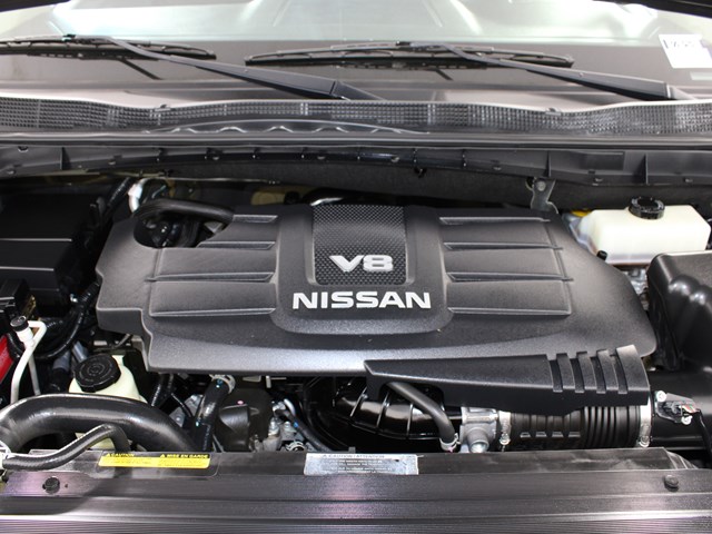 2017 Nissan Titan SV Crew Cab
