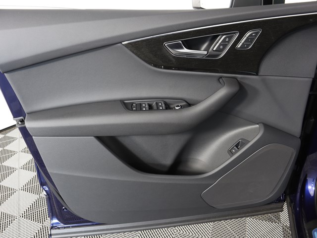 2022 Audi Q7 3.0T quattro Premium