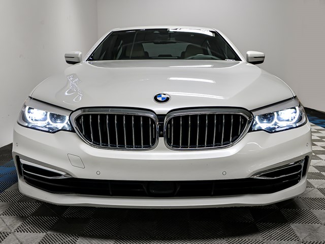 2019 BMW 5-Series 540i