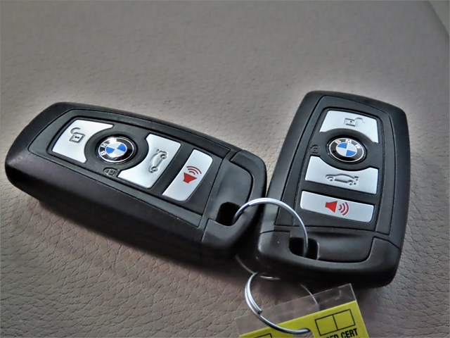 2017 BMW 3-Series 320i xDrive